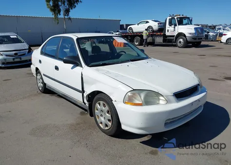 1998 Honda Civic Lx from USA, damaged, VIN 1HGEJ6672WL047291